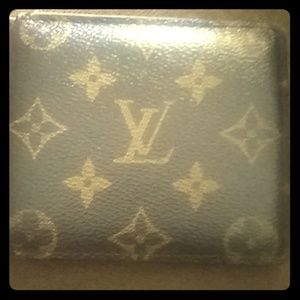 Louis Vuitton wallet decent condition